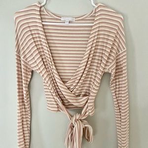 American Eagle criss cross top